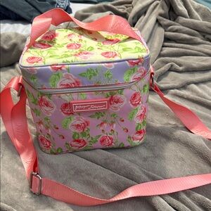 Betsey Johnson Pink Floral insulated lunch bag.